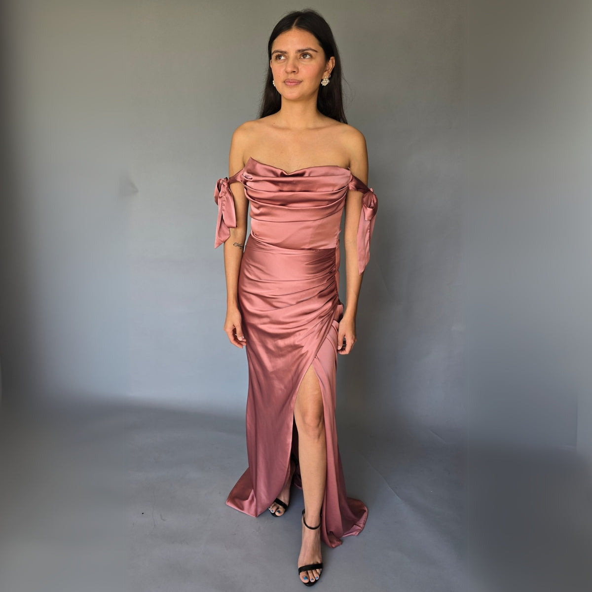 Vestido Strapless Moño