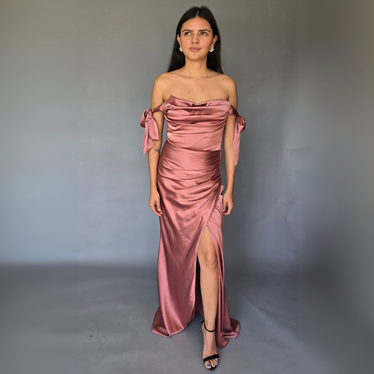 Vestido Strapless Moño