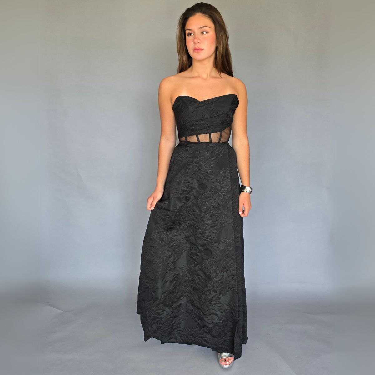 Vestido negro corset
