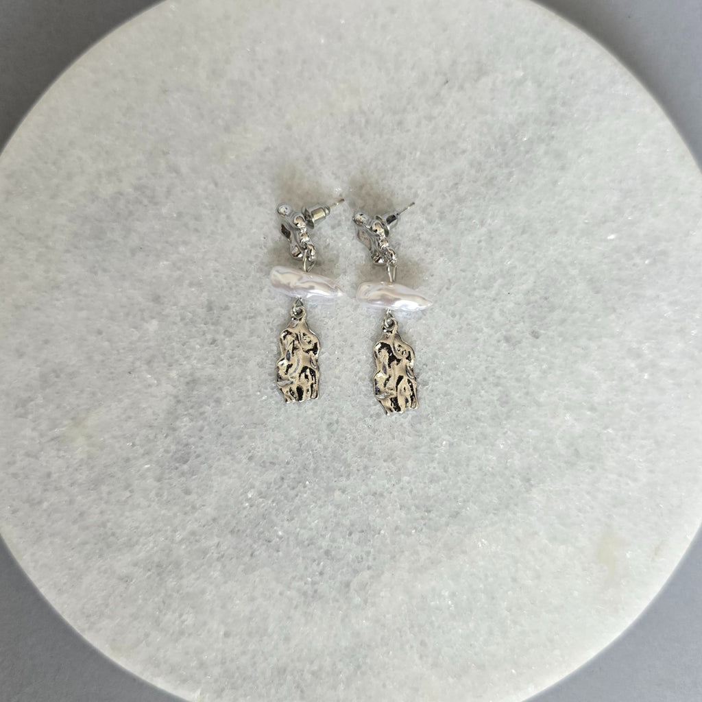 Aretes Perla alargada