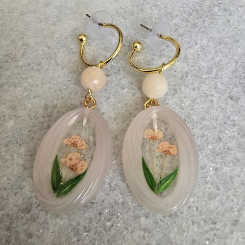 Aretes Flor encapsulada