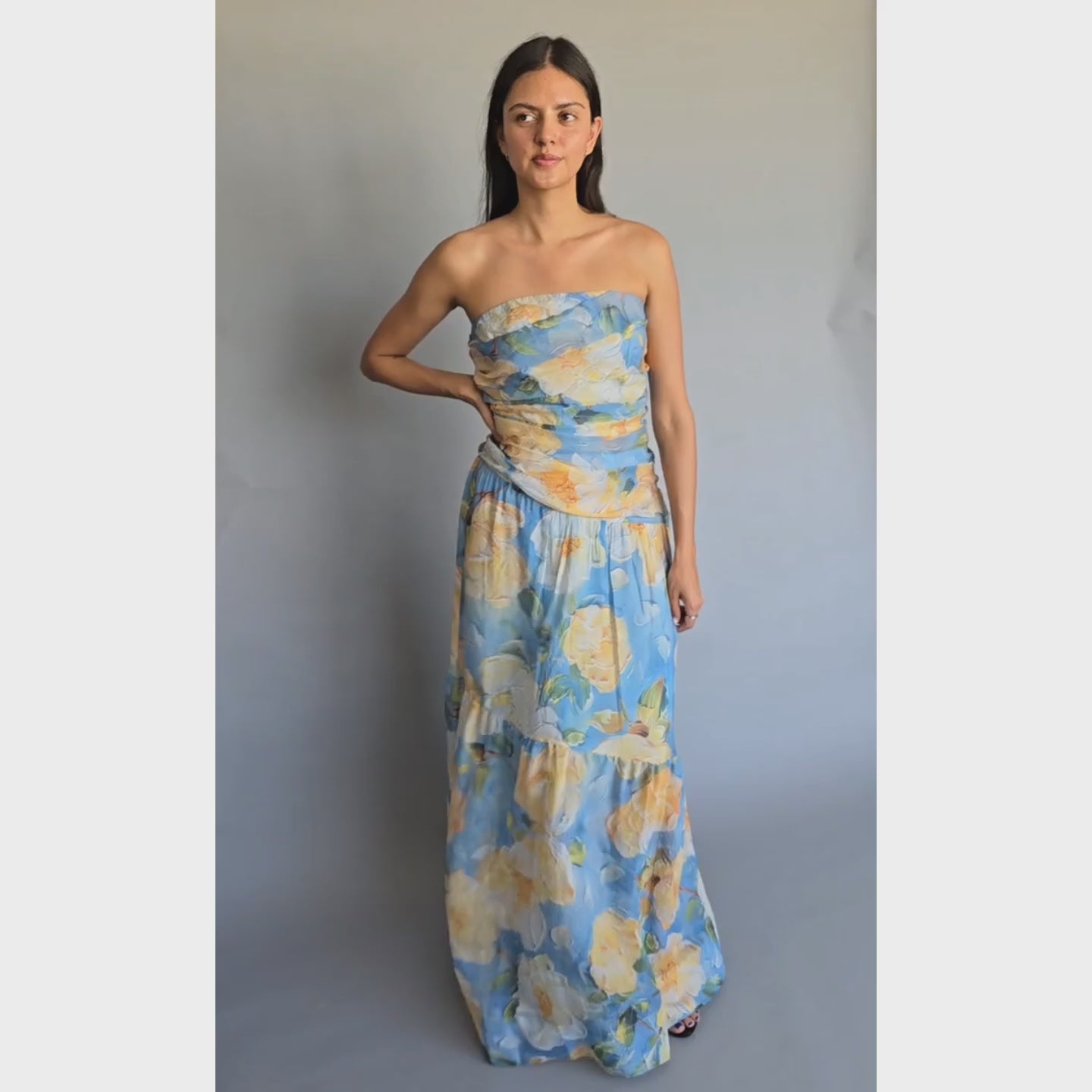 Vestido strapless Floreado