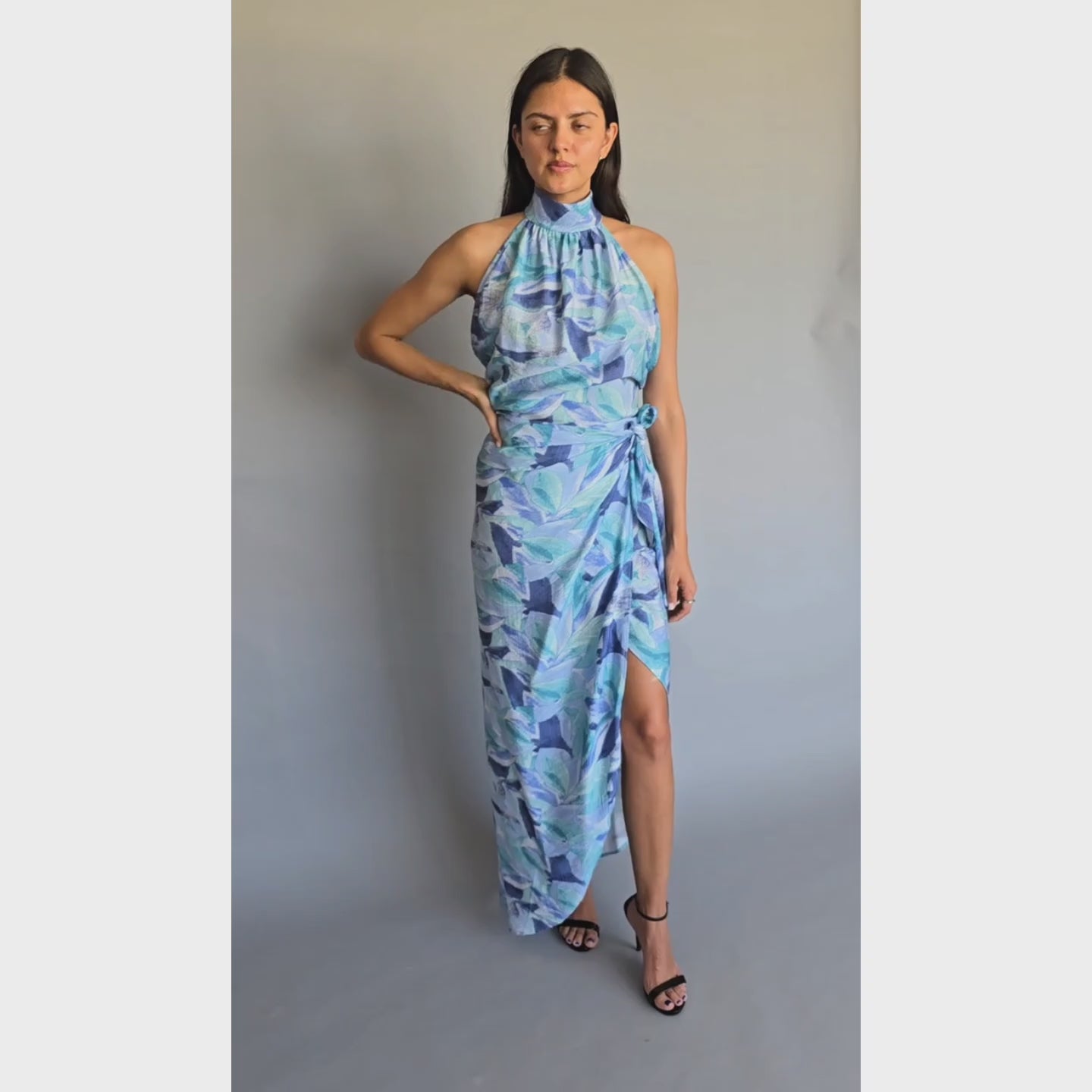 Vestido halter espalda escote