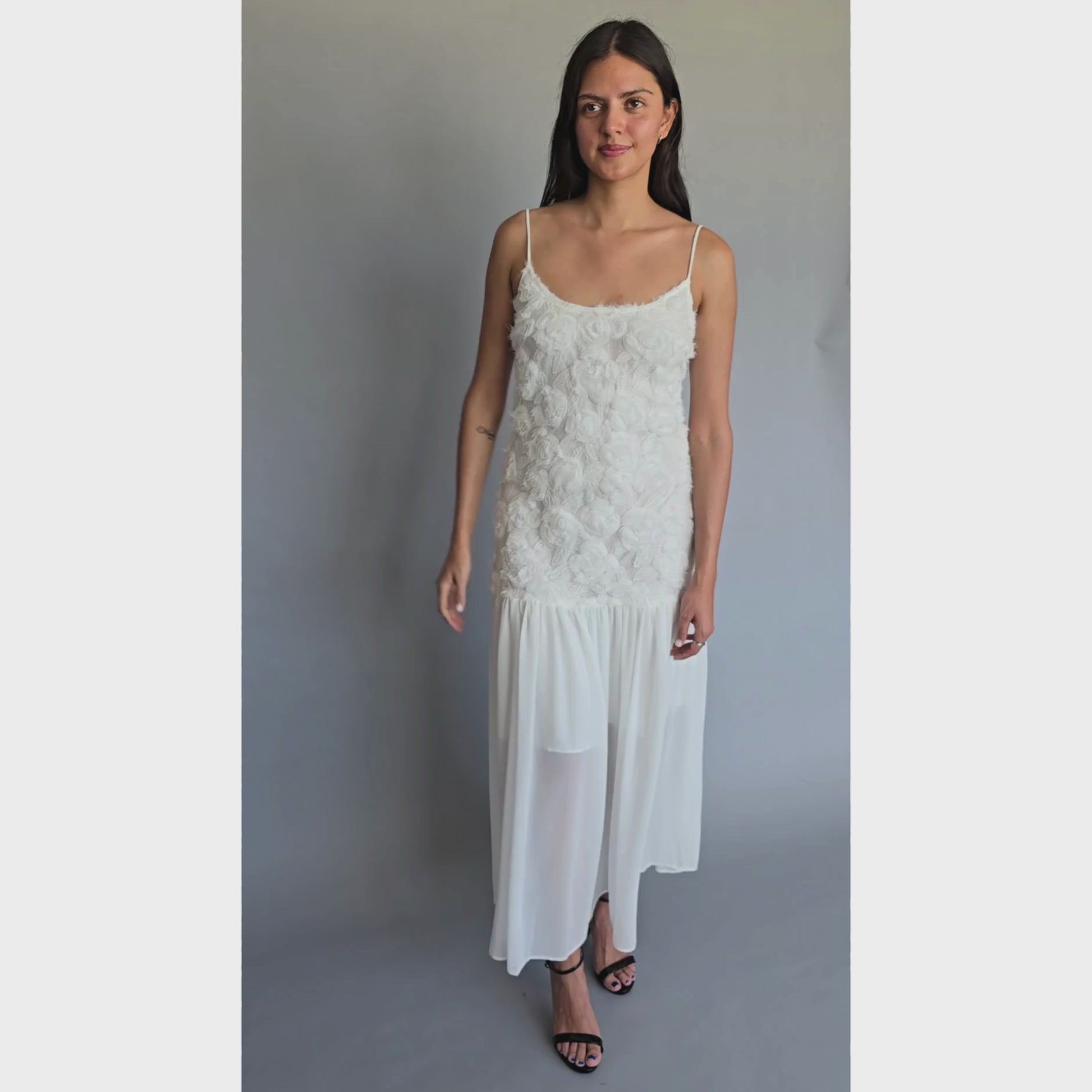 Vestido blanco rosas