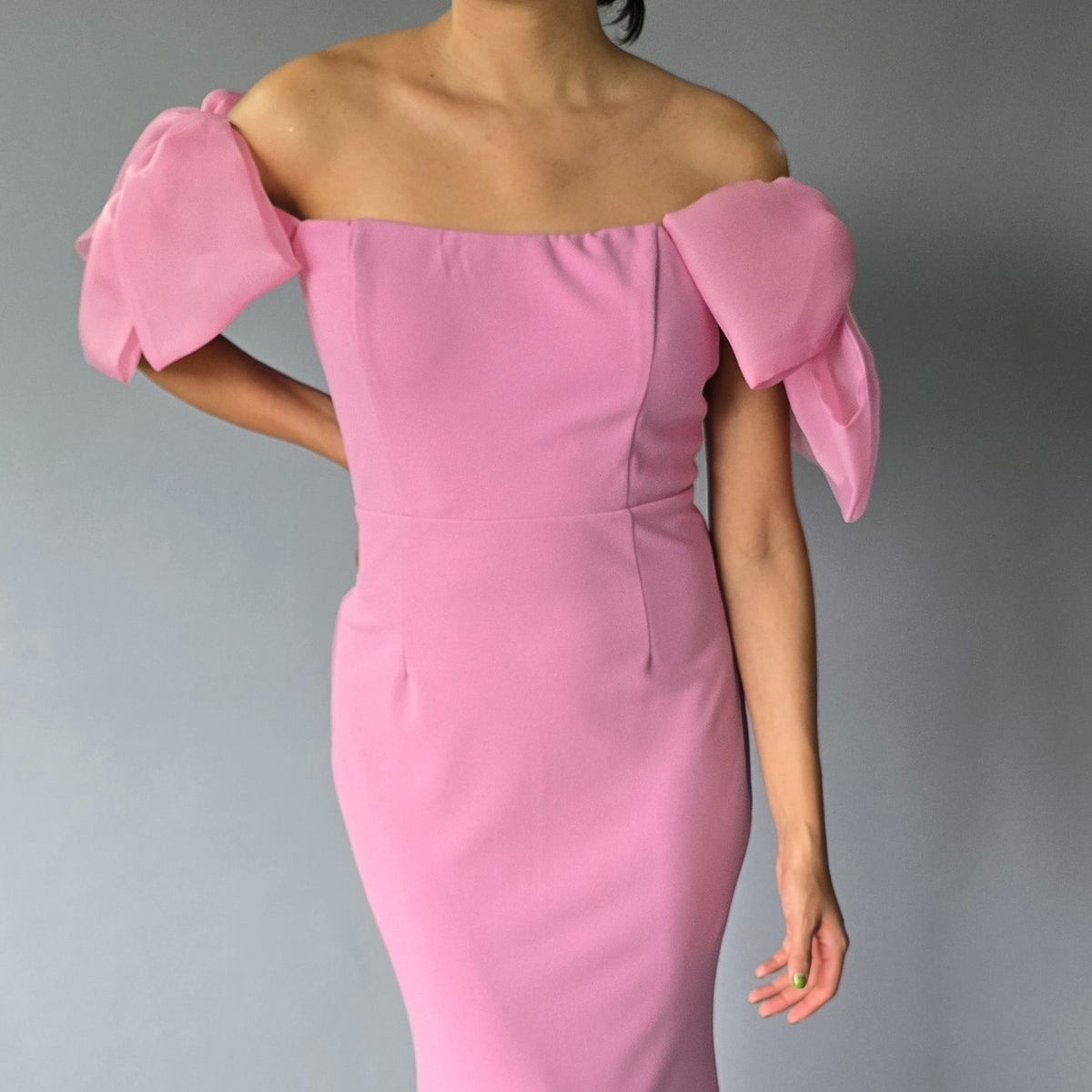 Vestido Moño Hombros