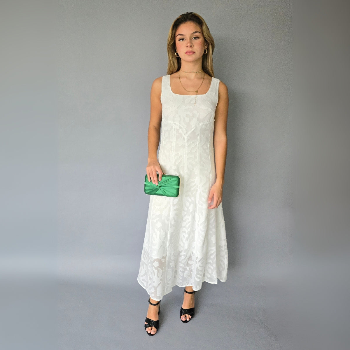 Vestido Midi Blanco Flores