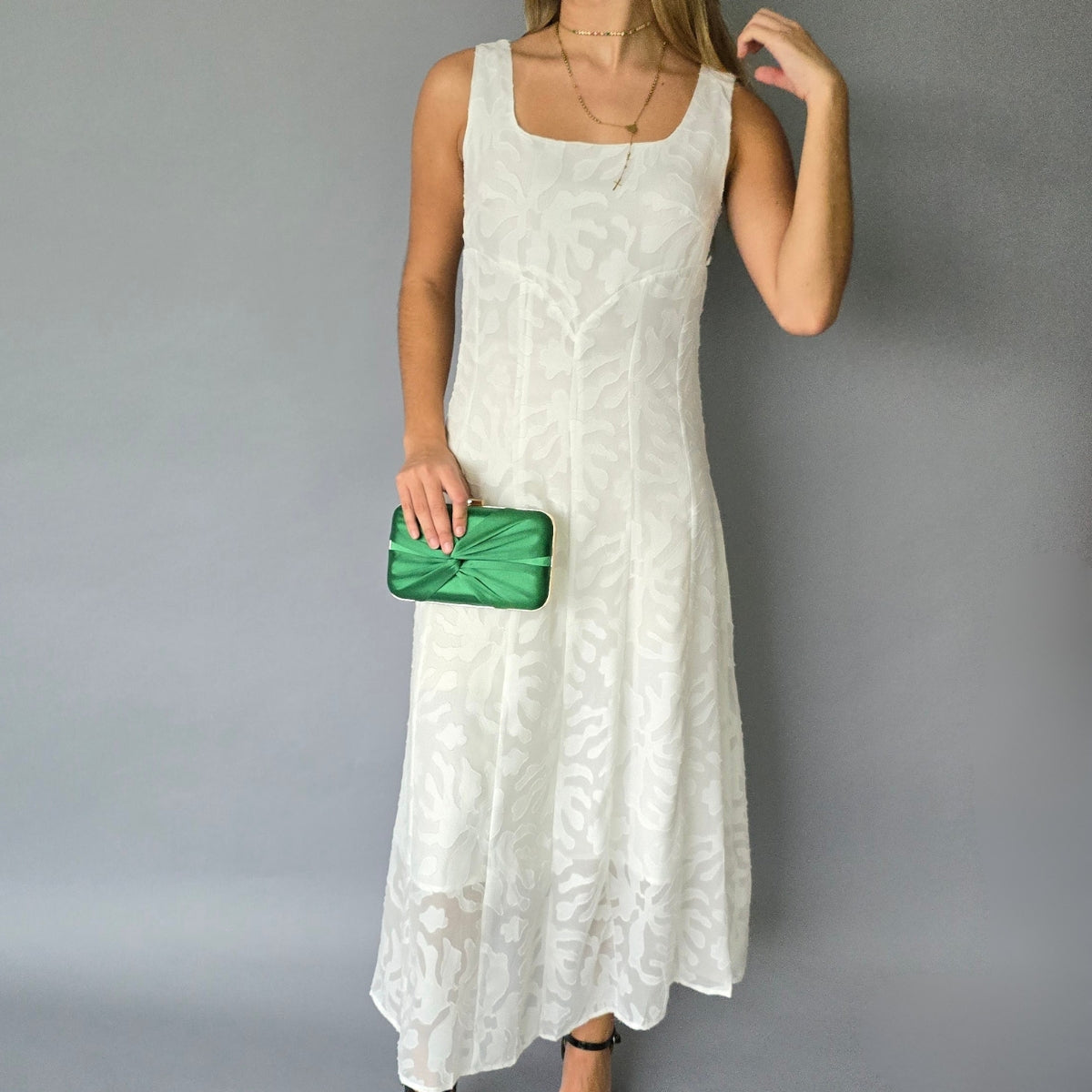 Vestido Midi Blanco Flores
